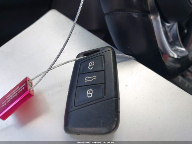3VW5T7BU9KM142379 Volkswagen Jetta Gli 2.0t 35th Anniversary Edition/2.0t Autobahn/2.0t S