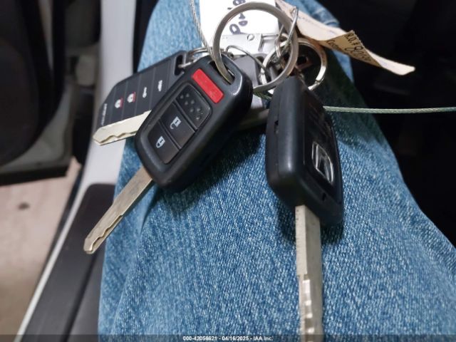5J6RM4H52EL040101 Honda CR-V EX