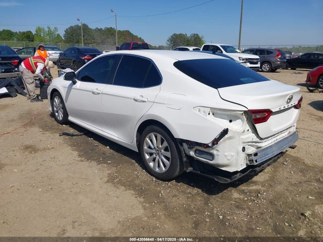 4T1B11HK1JU674343 Toyota CAMRY LE