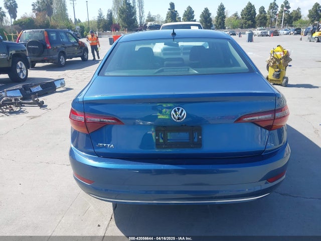 3VWN57BU1KM038009 Volkswagen Jetta 1.4t S