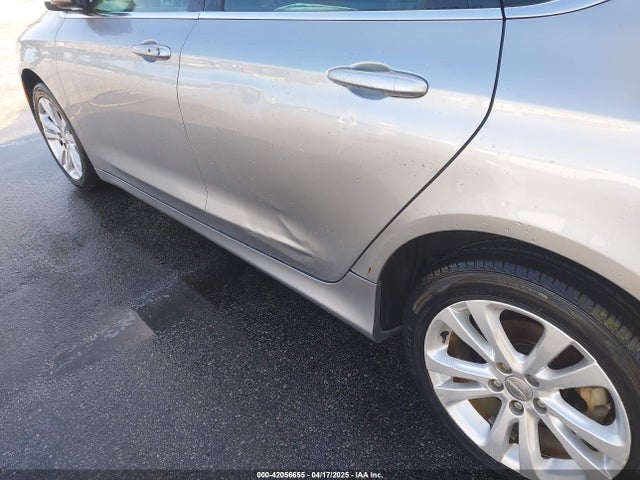 Chrysler 200 Limited 2015 1C3CCCAB2FN666556 Image 6