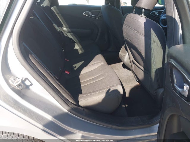 Chrysler 200 Limited 2015 1C3CCCAB2FN666556 Image 8
