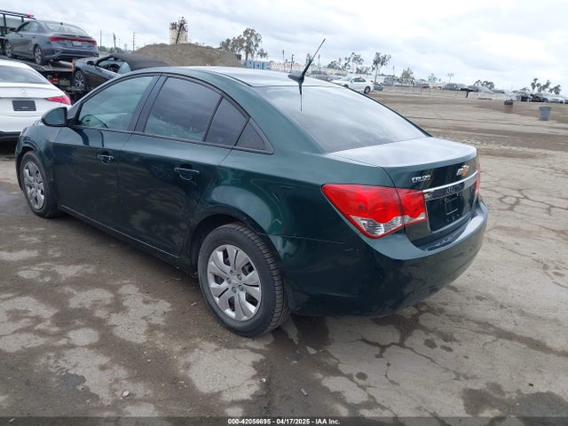 1G1PA5SG8E7199728 Chevrolet Cruze Ls Auto