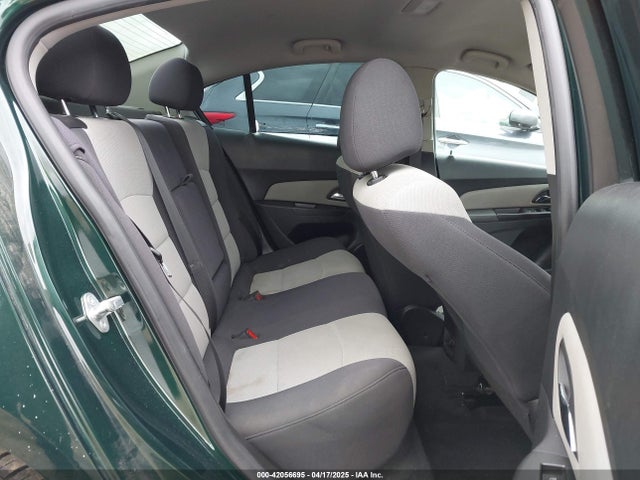 1G1PA5SG8E7199728 Chevrolet Cruze Ls Auto