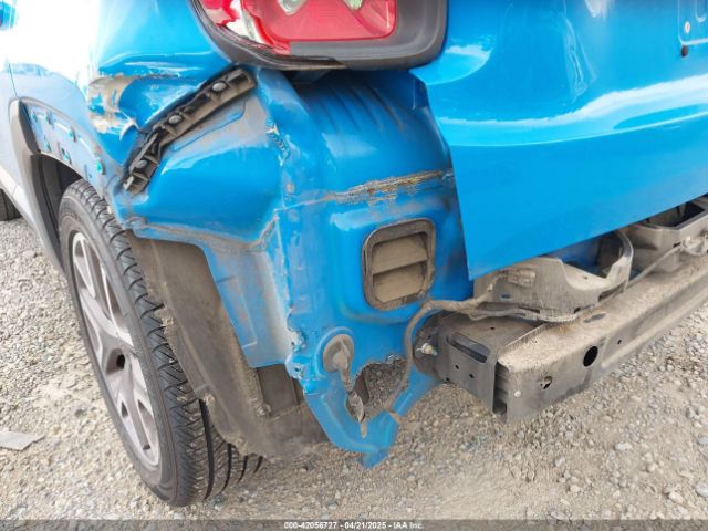 ZACCJABT4FPC09722 Jeep Renegade Latitude