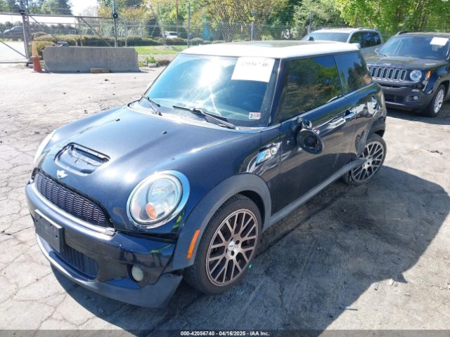 2009 MINI COOPER S WMWMF73509TW82466 Photo 1