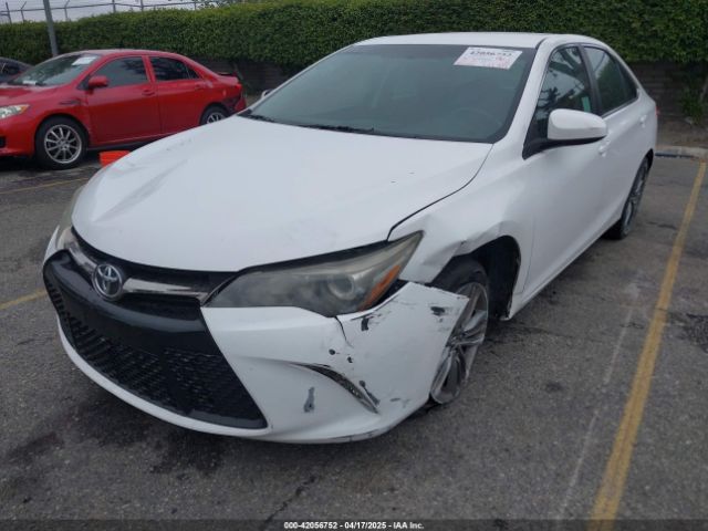 4T1BF1FK5HU454640 Toyota CAMRY SE