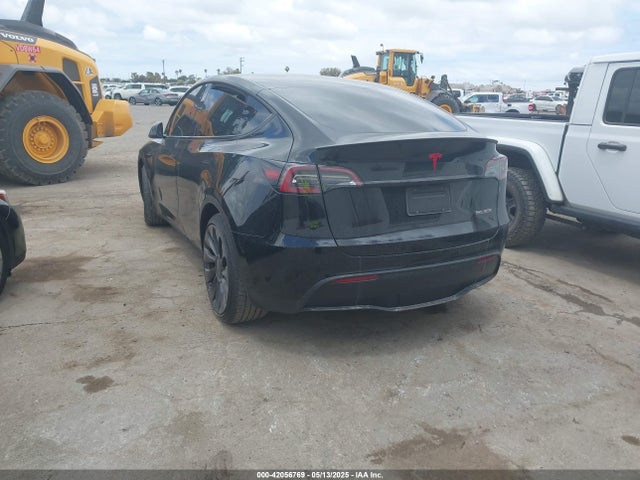 2023 TESLA MODEL Y 7SAYGDEF4PF809308 Photo 3