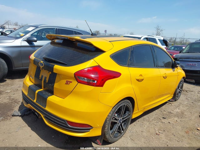 Ford FOCUS ST 2016 1FADP3L94GL288497 Image 4