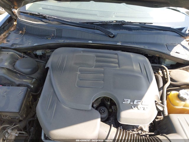 2C3CCAAG4EH252864 Chrysler 300