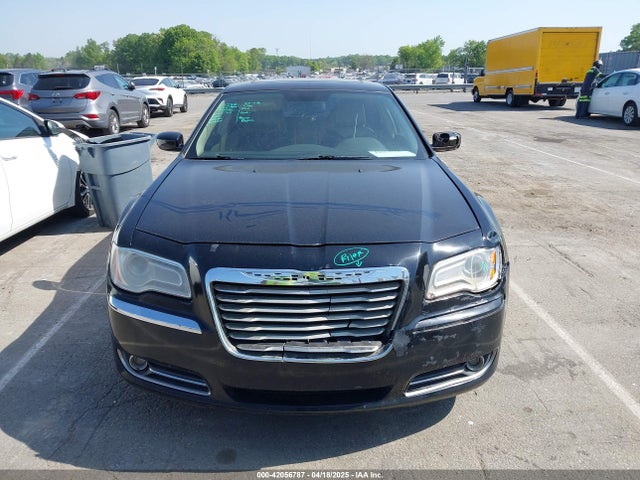 2C3CCAAG4EH252864 Chrysler 300