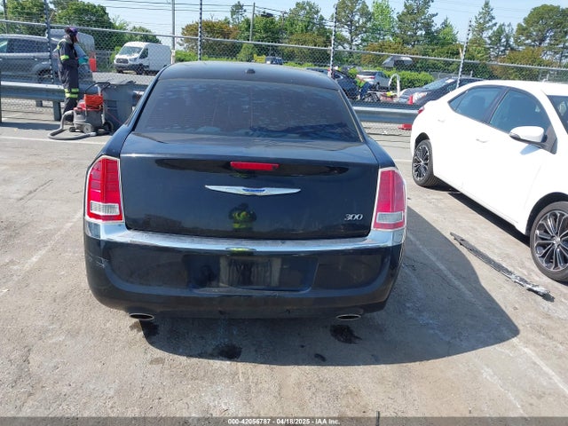 2C3CCAAG4EH252864 Chrysler 300