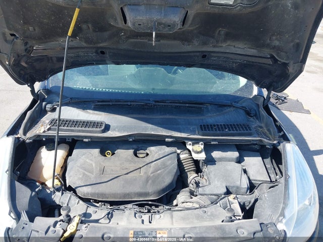 1FMCU9G9XFUB48969 Ford 2015