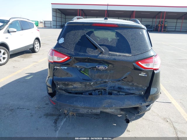 1FMCU9G9XFUB48969 Ford 2015