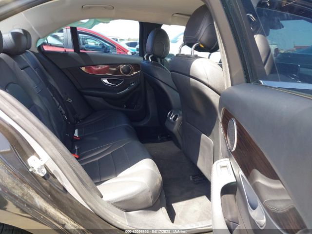 55SWF4JB2FU087294 Mercedes-Benz C 300 Luxury/sport