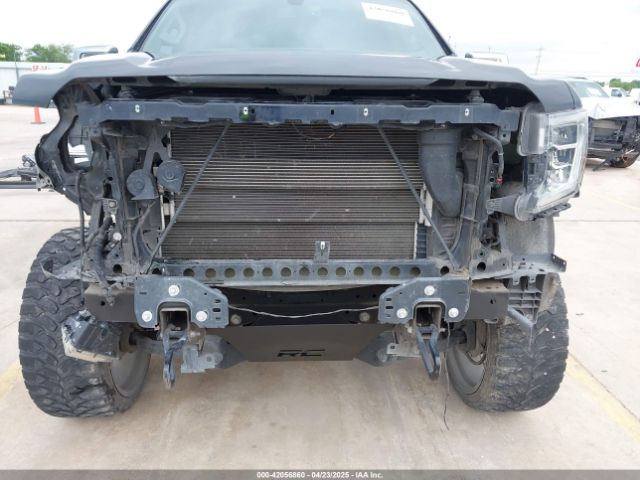 1GTU9DED3KZ118083 GMC Sierra 1500 Slt