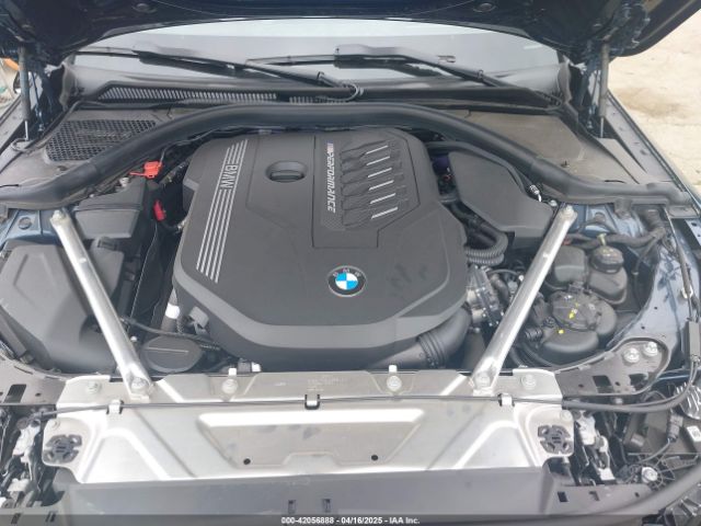 WBA83AP02RCP78122 BMW M440I