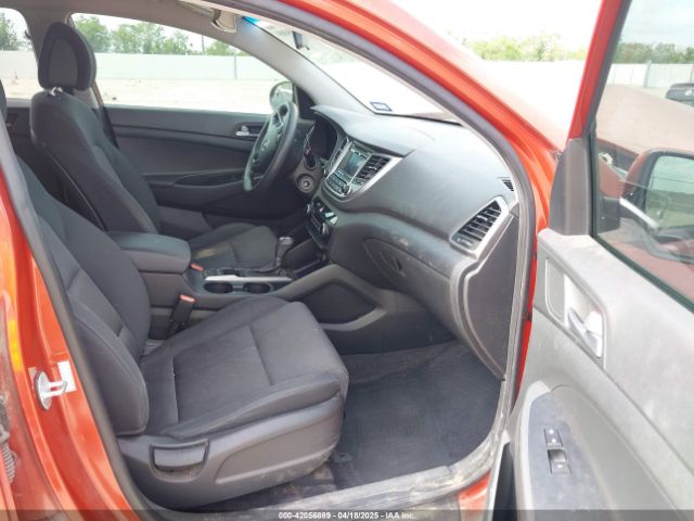 2017 HYUNDAI TUCSON KM8J3CA47HU261866 Photo 4
