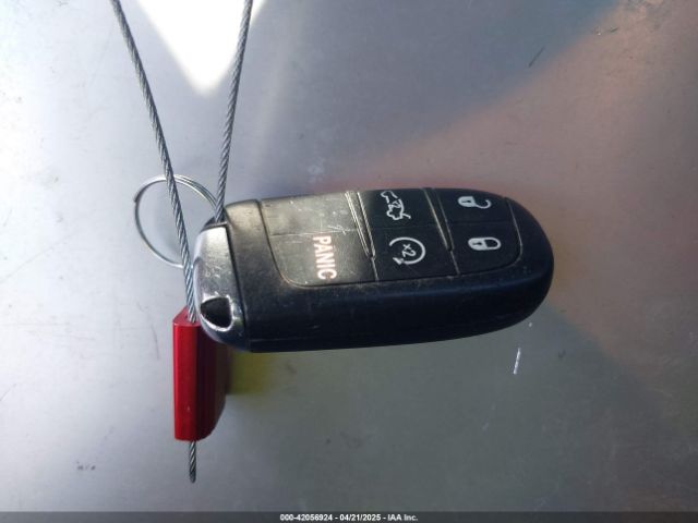 2C3CDZAG9GH125350 Dodge Challenger Sxt