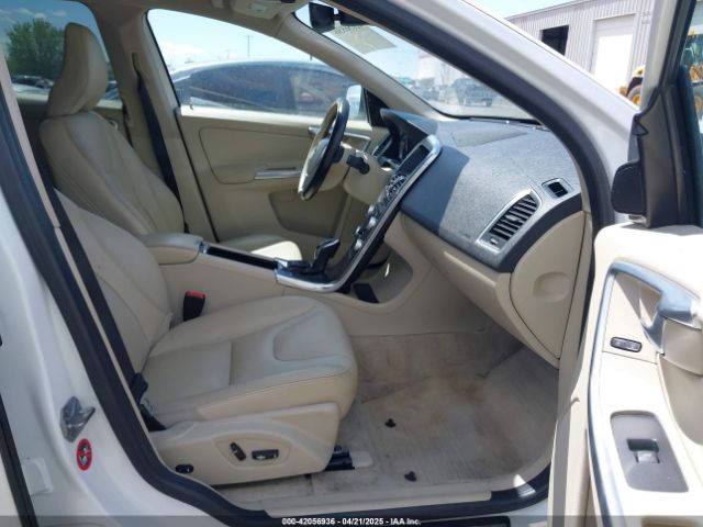 2015 VOLVO XC60 YV440MDM5F2738392 Photo 4