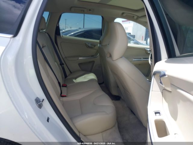 2015 VOLVO XC60 YV440MDM5F2738392 Photo 7