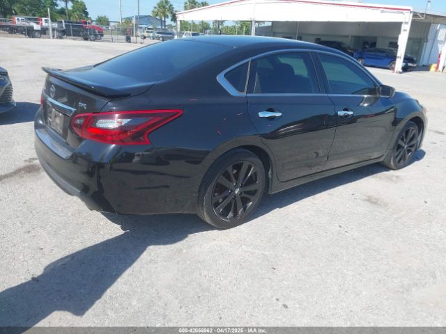 1N4AL3AP1HC242627 Nissan Altima 2.5 Sr