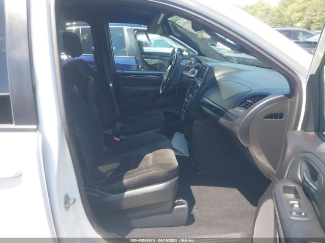 2C4RDGBG6HR849629 Dodge Grand Caravan Se Plus
