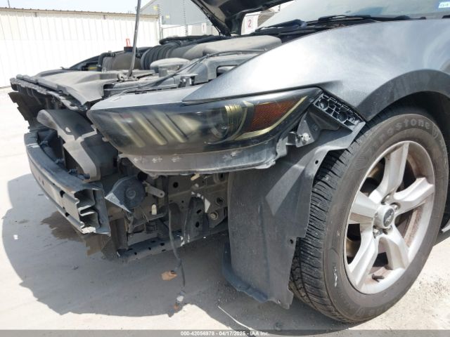 1FA6P8AM6F5369629 Ford Mustang V6