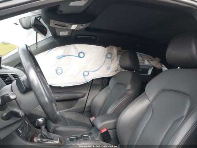 WA1JCCFS2JR014625 Audi Q3 2.0t Premium/2.0t Sport Premium