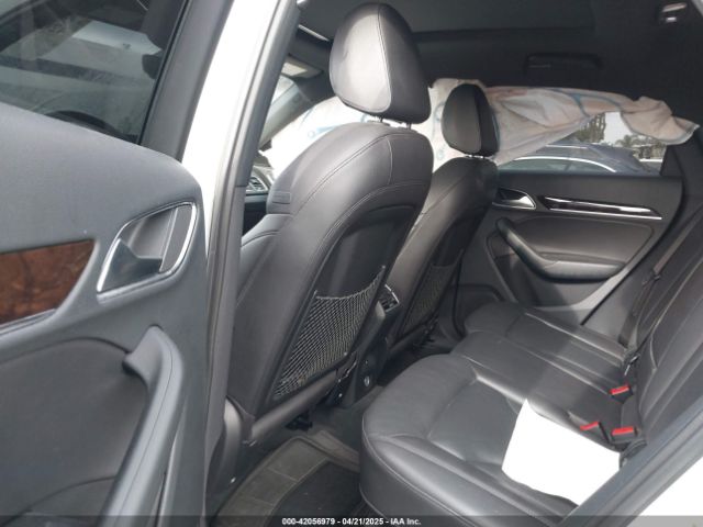 WA1JCCFS2JR014625 Audi Q3 2.0t Premium/2.0t Sport Premium