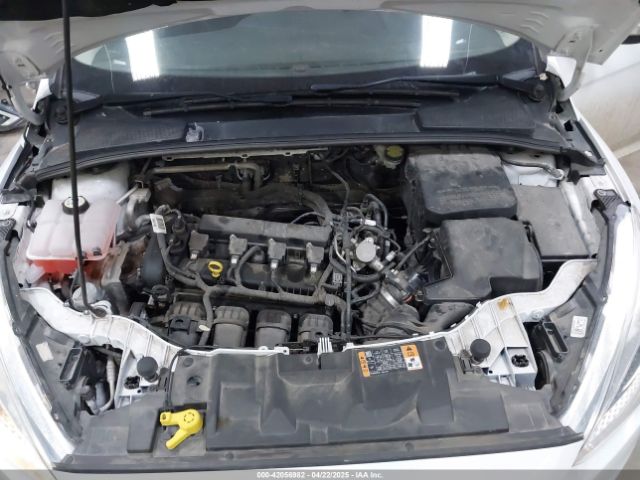 1FADP3F28GL364513 Ford FOCUS SE
