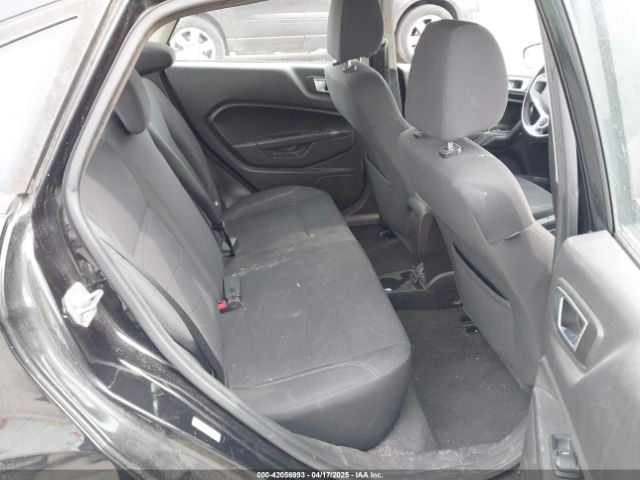 3FADP4BJ5FM122794 Ford FIESTA SE