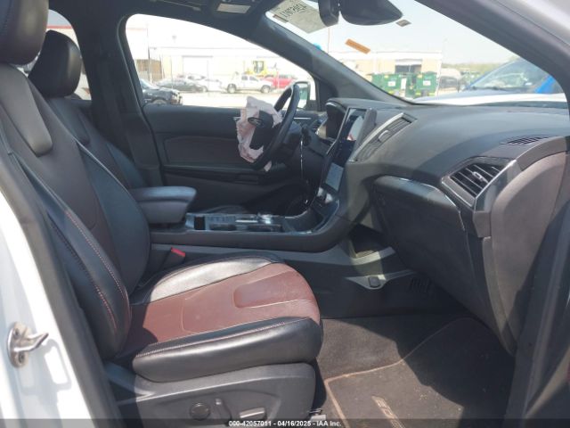 2FMPK3K99MBA58033 Ford Edge Titanium