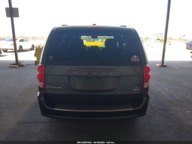 2C4RDGCG5JR209514 Dodge Grand Caravan Sxt