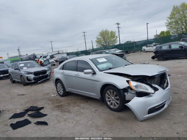 2011 CHRYSLER 200 1C3BC1FB3BN585679 Photo 0