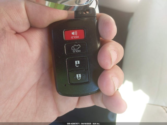 5TDKZRFHXHS523583 Toyota Highlander Xle
