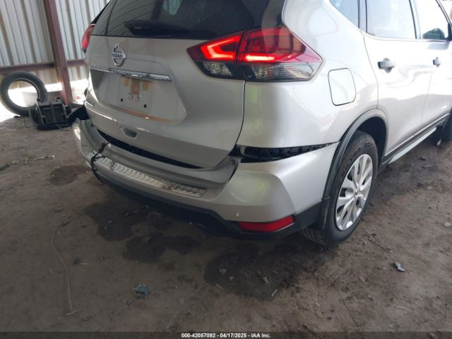 JN8AT2MT3LW005520 Nissan Rogue S Fwd