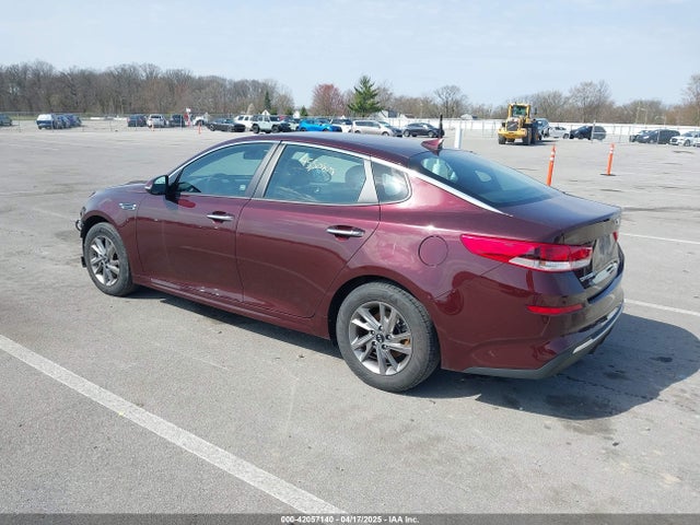 5XXGT4L38KG320865 KIA Optima Lx