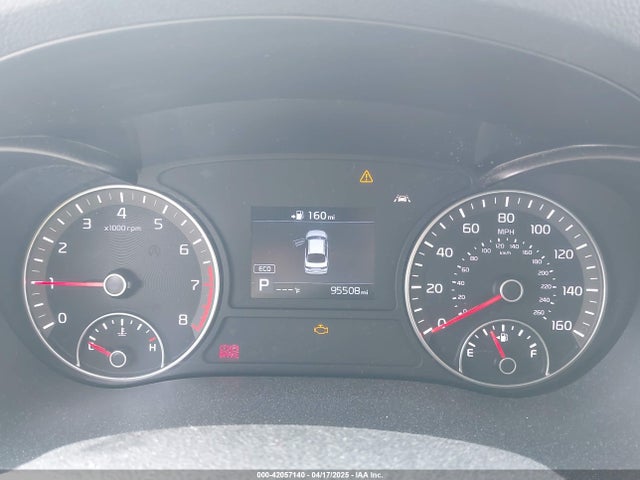 5XXGT4L38KG320865 KIA Optima Lx