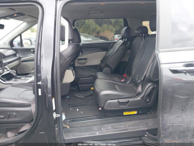 KNDNB4H33N6128890 KIA Carnival Mpv Lx Seat Package