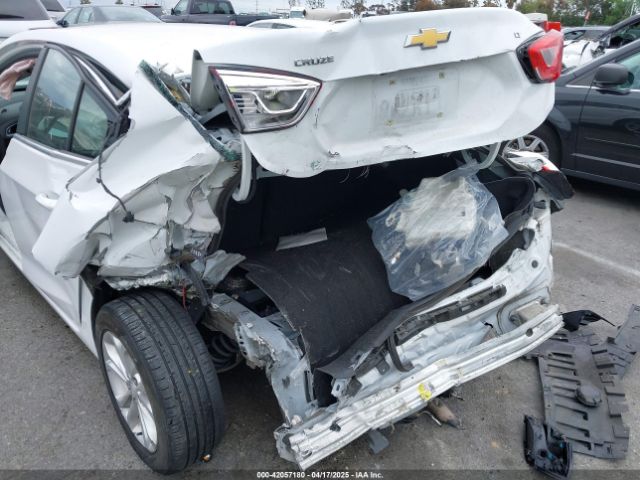 1G1BE5SMXK7115246 Chevrolet CRUZE LT