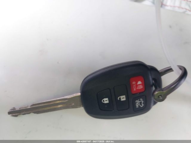 5YFBURHE6KP892992 Toyota COROLLA SE