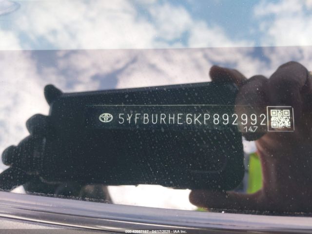 5YFBURHE6KP892992 Toyota COROLLA SE