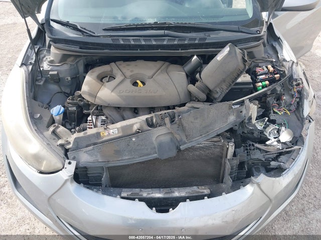 KMHDH4AE6FU310954 Hyundai ELANTRA SE