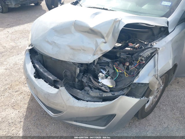 KMHDH4AE6FU310954 Hyundai ELANTRA SE
