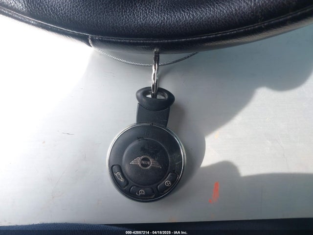 2009 MINI COOPER S WMWMF73569TW87929 Photo 10