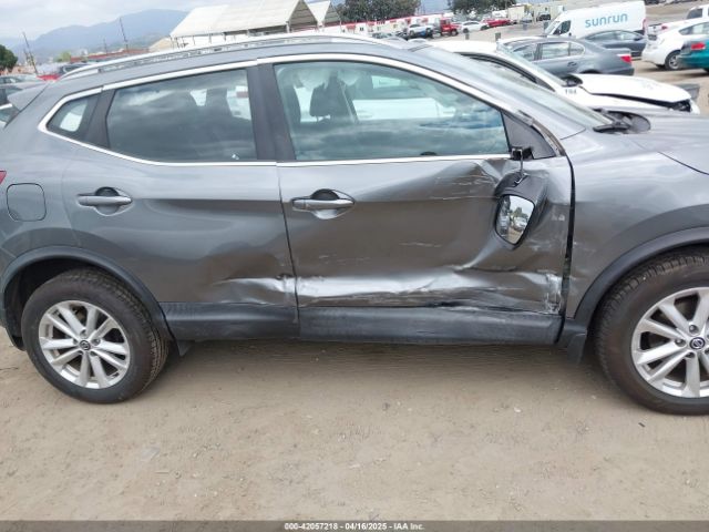 JN1BJ1CP2JW191510 Nissan Rogue Sport Sv