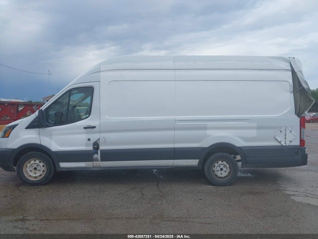 1FTCR3XVXFKA20761 Ford Transit-250