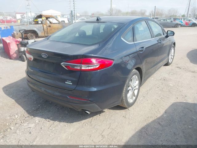 3FA6P0HD2LR146651 Ford FUSION SE