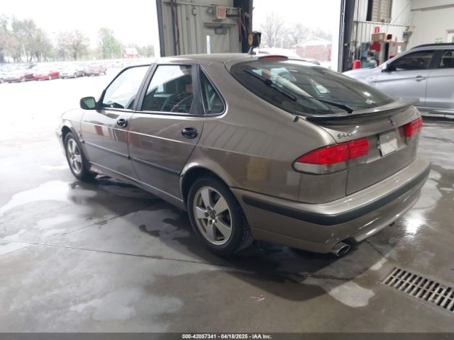 2002 SAAB 9-3 YS3DF55K122017784 Photo 2
